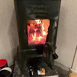 Cosy With Free Parking דירה *